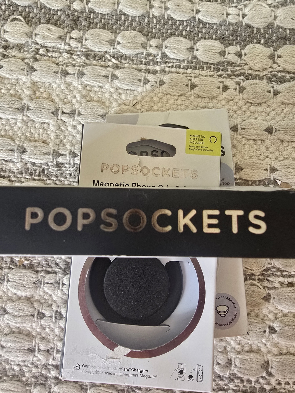 PopSocket Magnetic Phone Grip & Stand in White - Picture 2 of 3